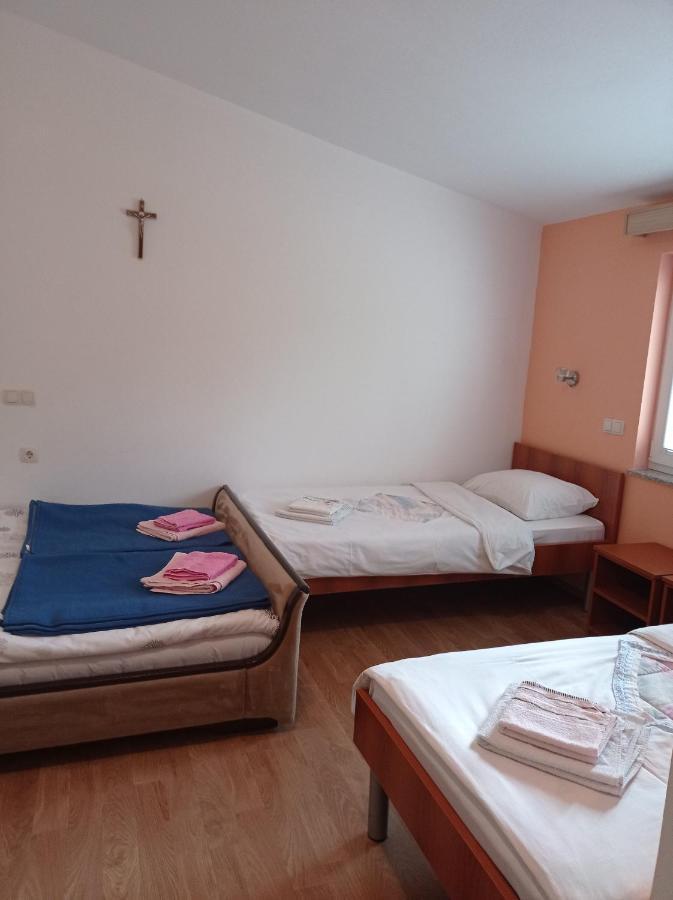מלון Međugorje Casa Del Pellegrino M&A - Ostojici מראה חיצוני תמונה