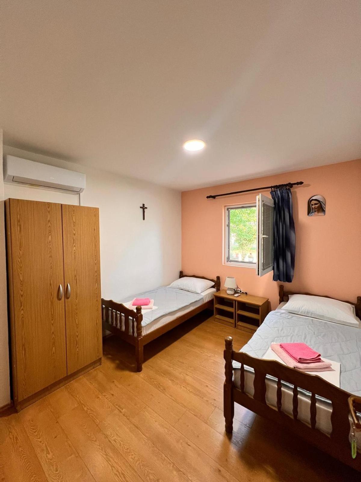מלון Međugorje Casa Del Pellegrino M&A - Ostojici מראה חיצוני תמונה
