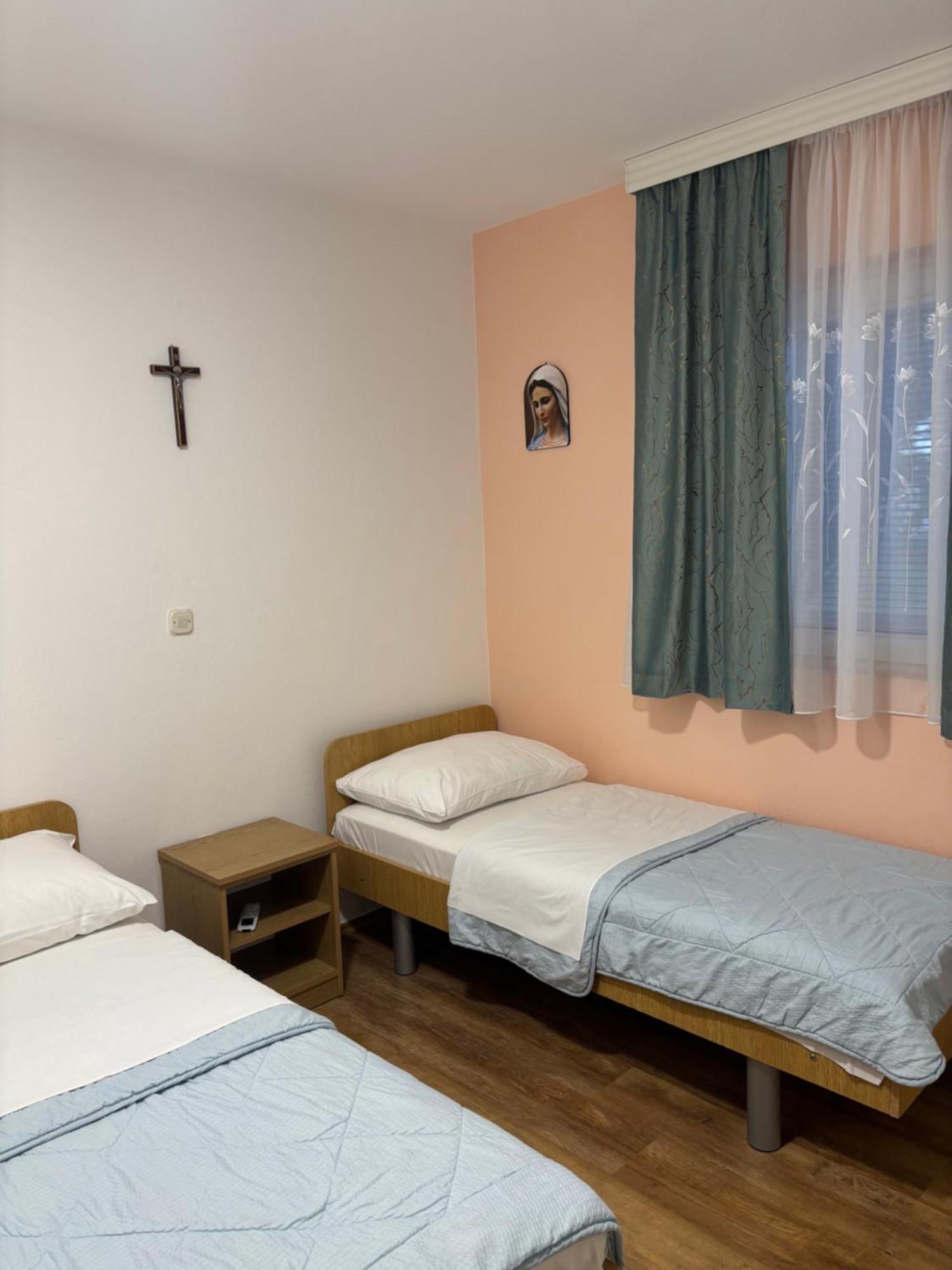 מלון Međugorje Casa Del Pellegrino M&A - Ostojici מראה חיצוני תמונה