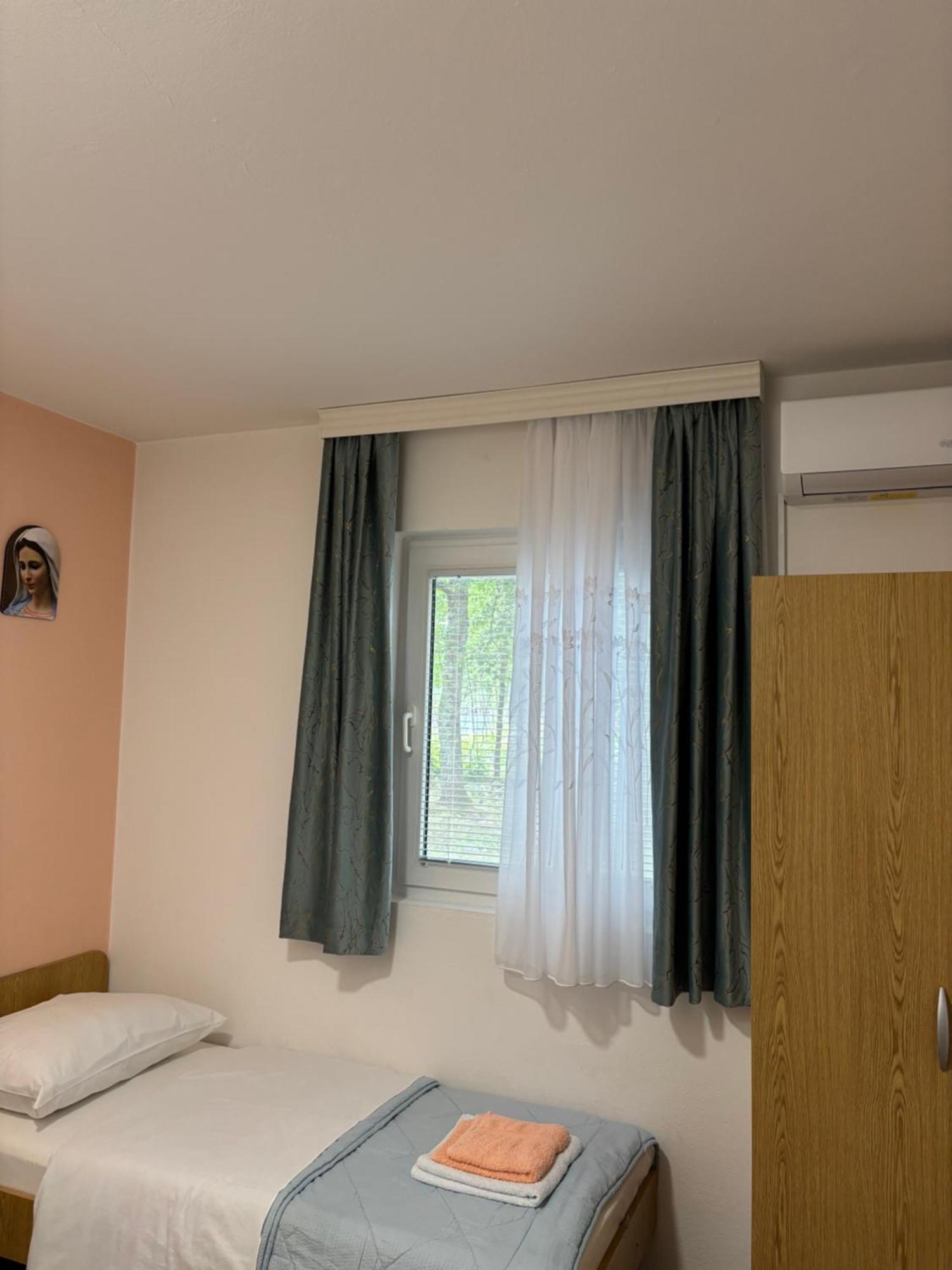 מלון Međugorje Casa Del Pellegrino M&A - Ostojici מראה חיצוני תמונה