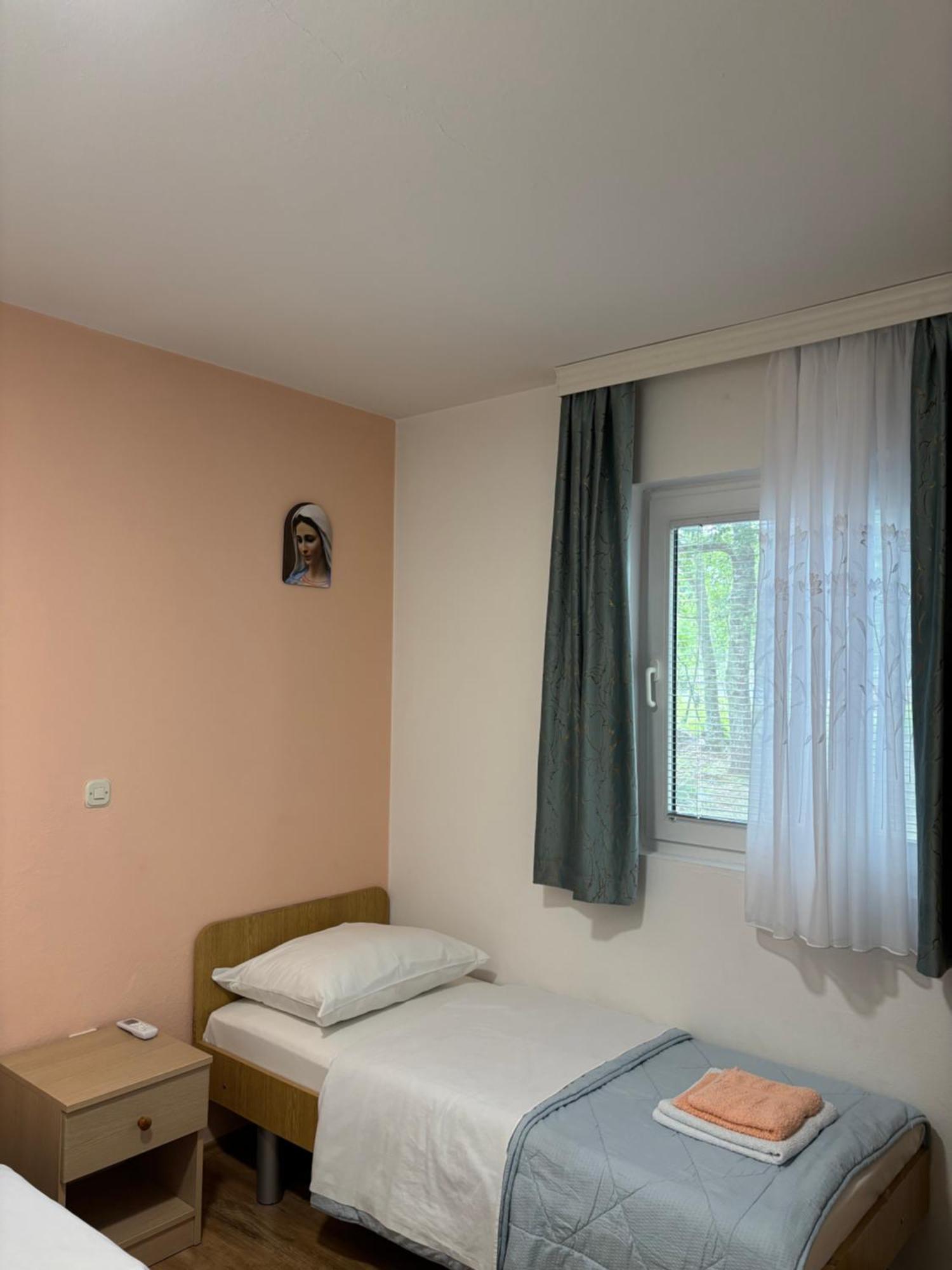 מלון Međugorje Casa Del Pellegrino M&A - Ostojici מראה חיצוני תמונה