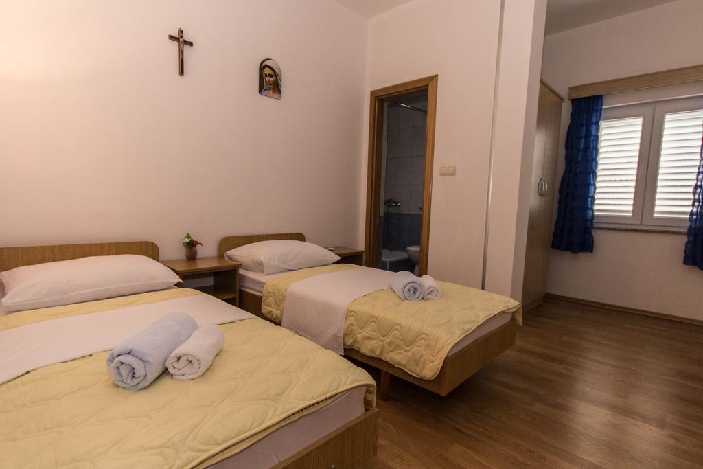מלון Međugorje Casa Del Pellegrino M&A - Ostojici חדר תמונה